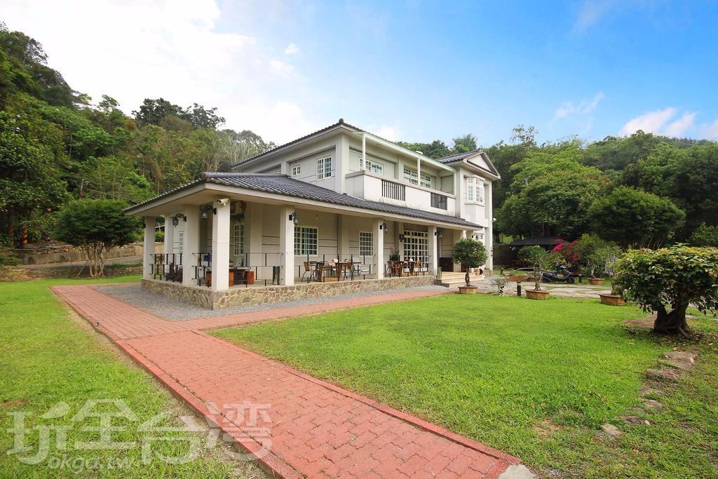 Mountain Gods B&B Nantou Exterior foto