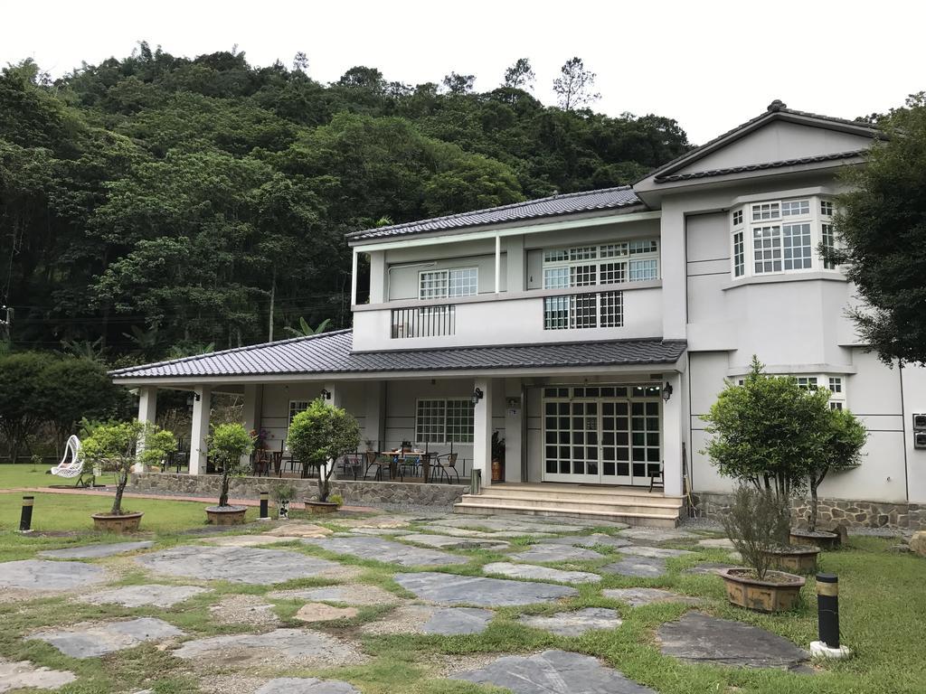 Mountain Gods B&B Nantou Exterior foto